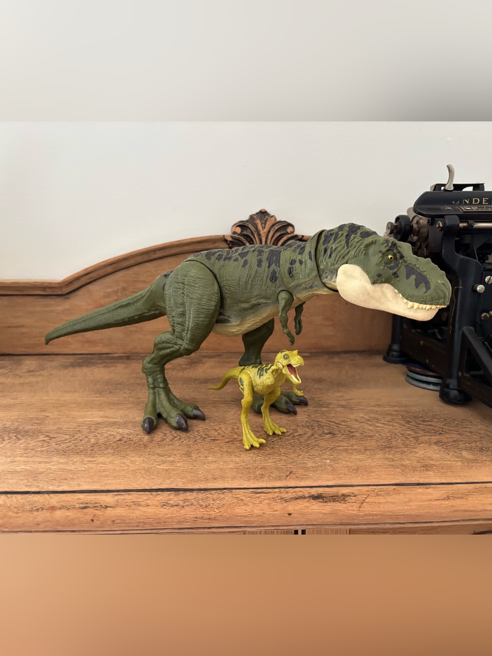 Jurassic World Legacy Collection Tyrannosaurus Rex Action Figure Pack